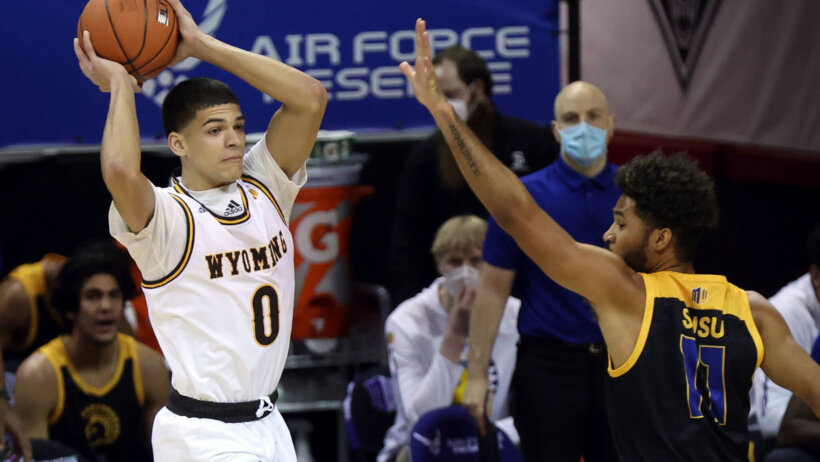 Drake Jeffries looks for an open teammate