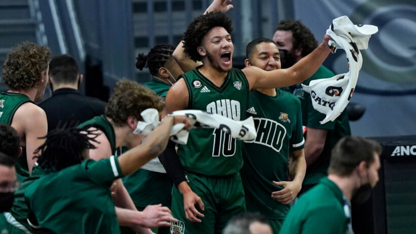 Ohio's Mark Sears cheering on the bench