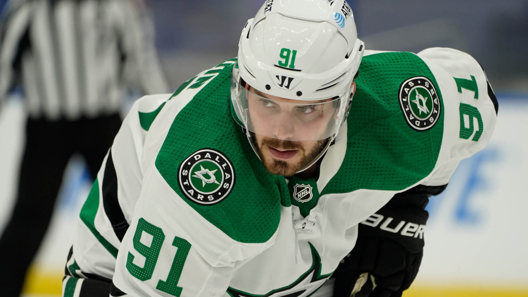 Tyler Seguin at a faceoff