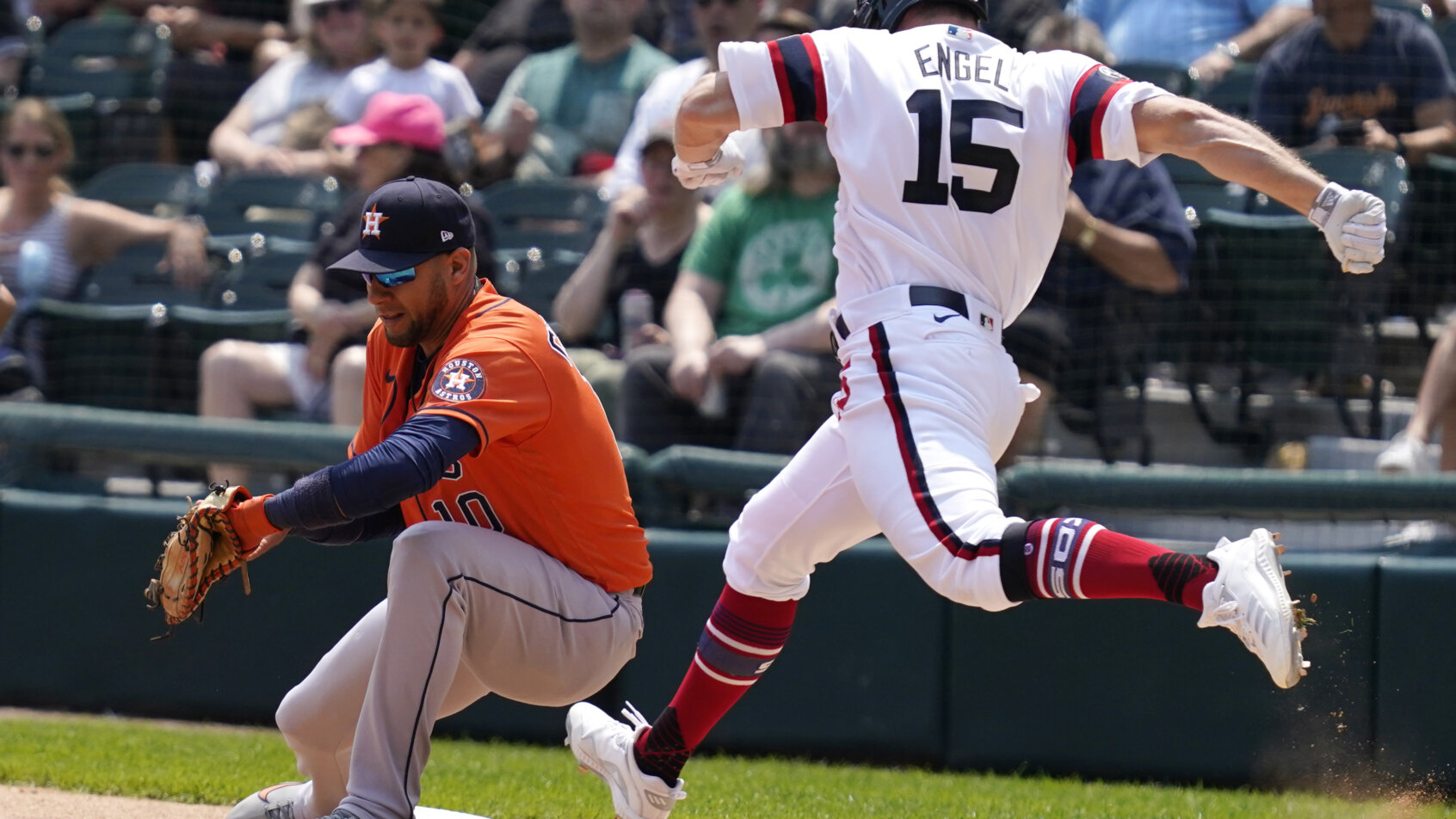 Houston Astros, Chicago White Sox, play at first base
