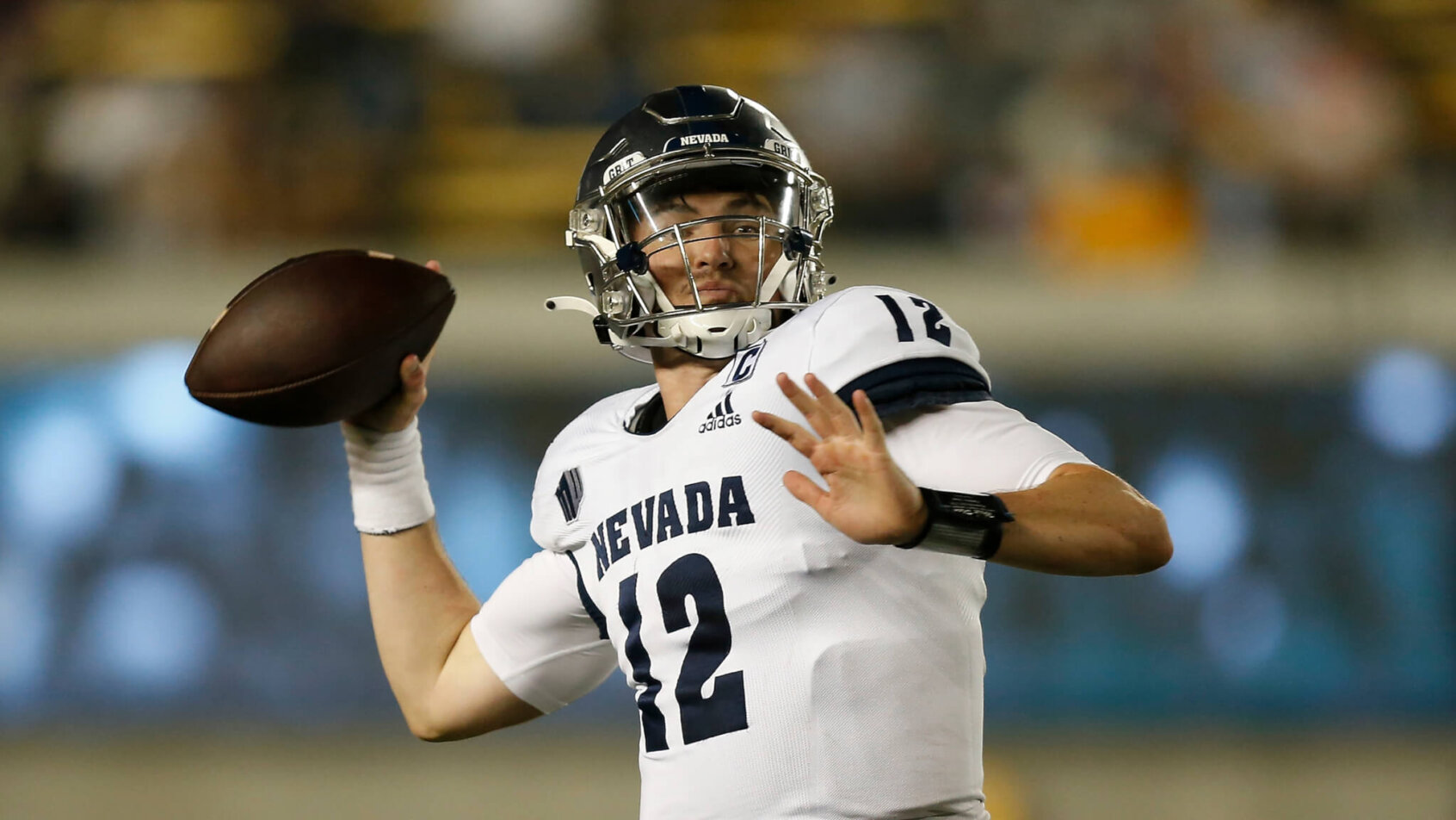 Carson Strong throwing