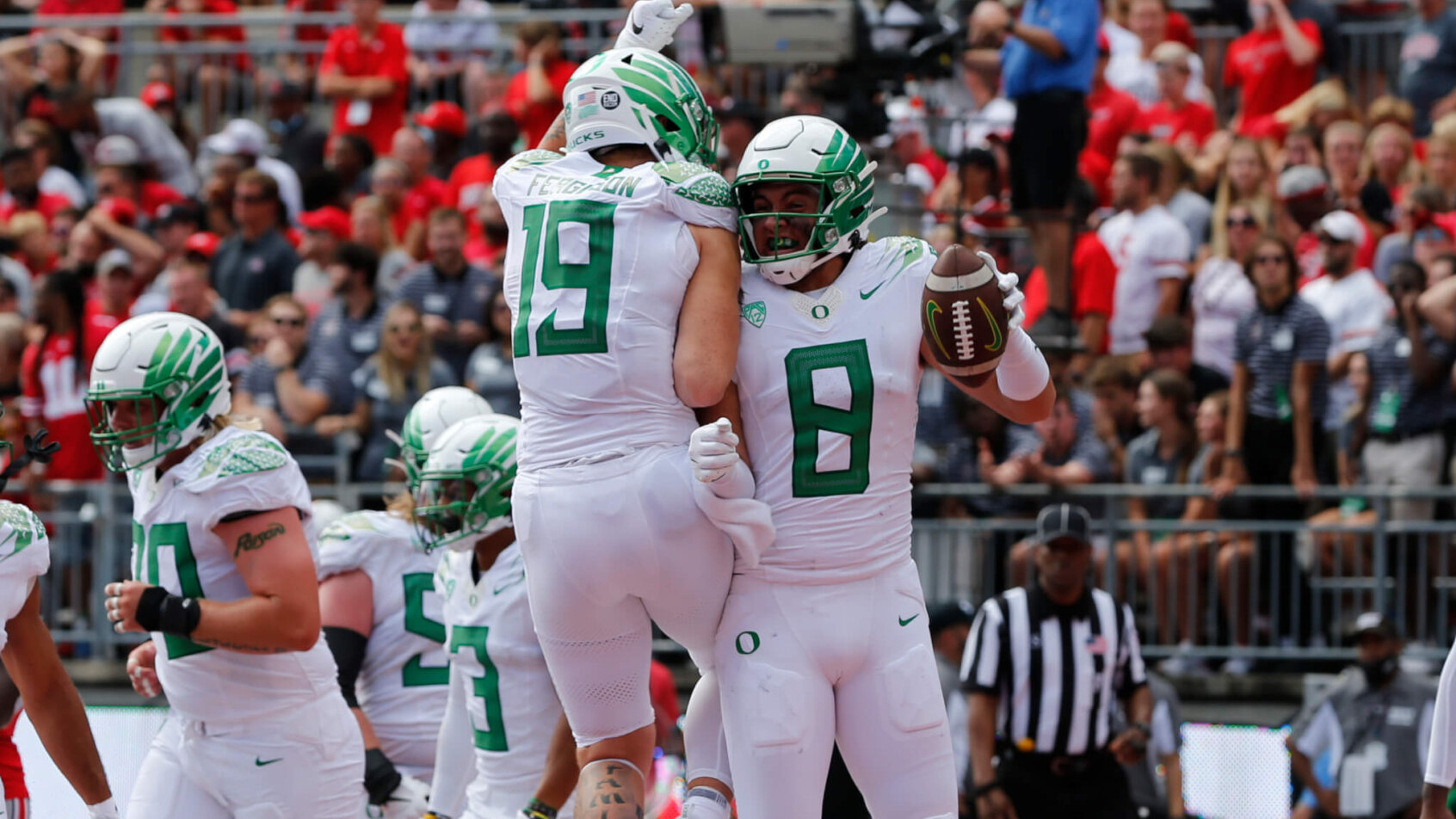 Oregon tight end Moliki Matavao celebrating a touchdown