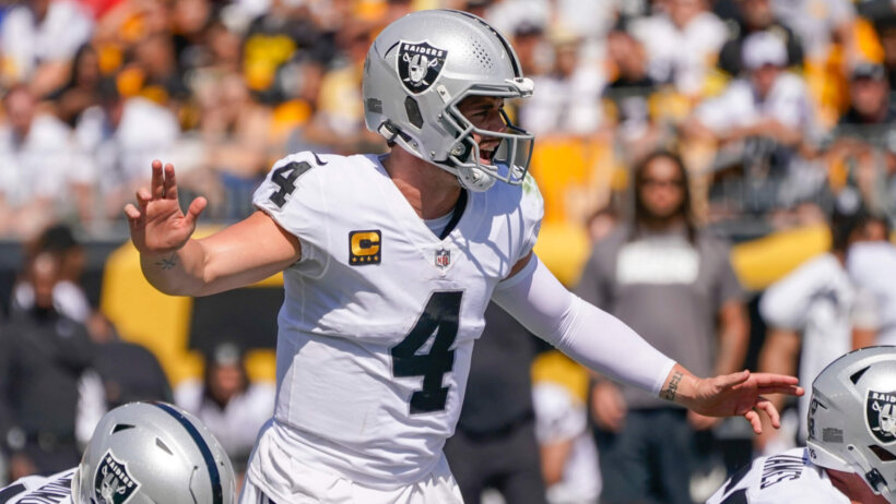 Derek Carr, Quarterback, Las Vegas Raiders
