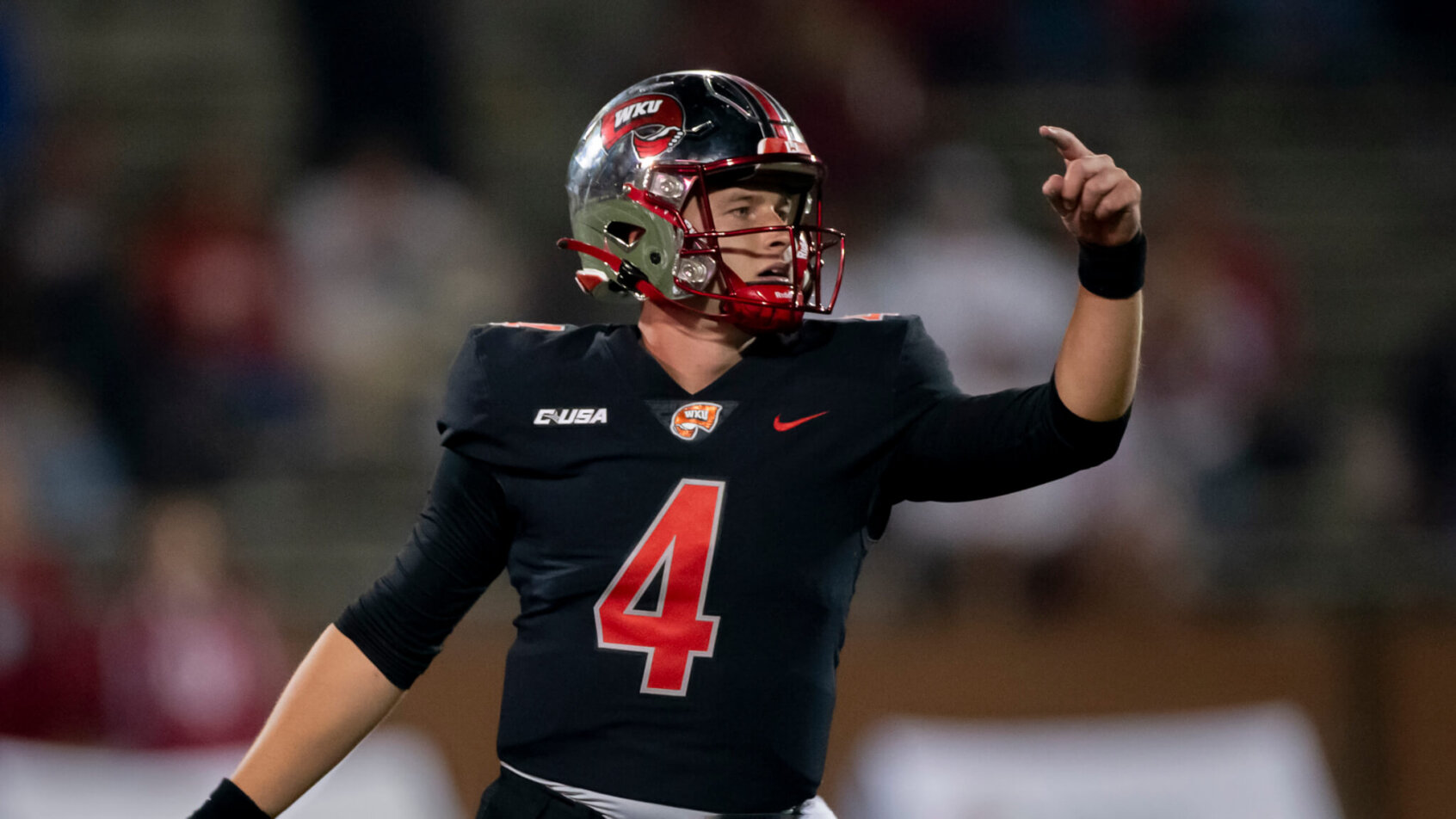 Bailey Zappe calls out an audible