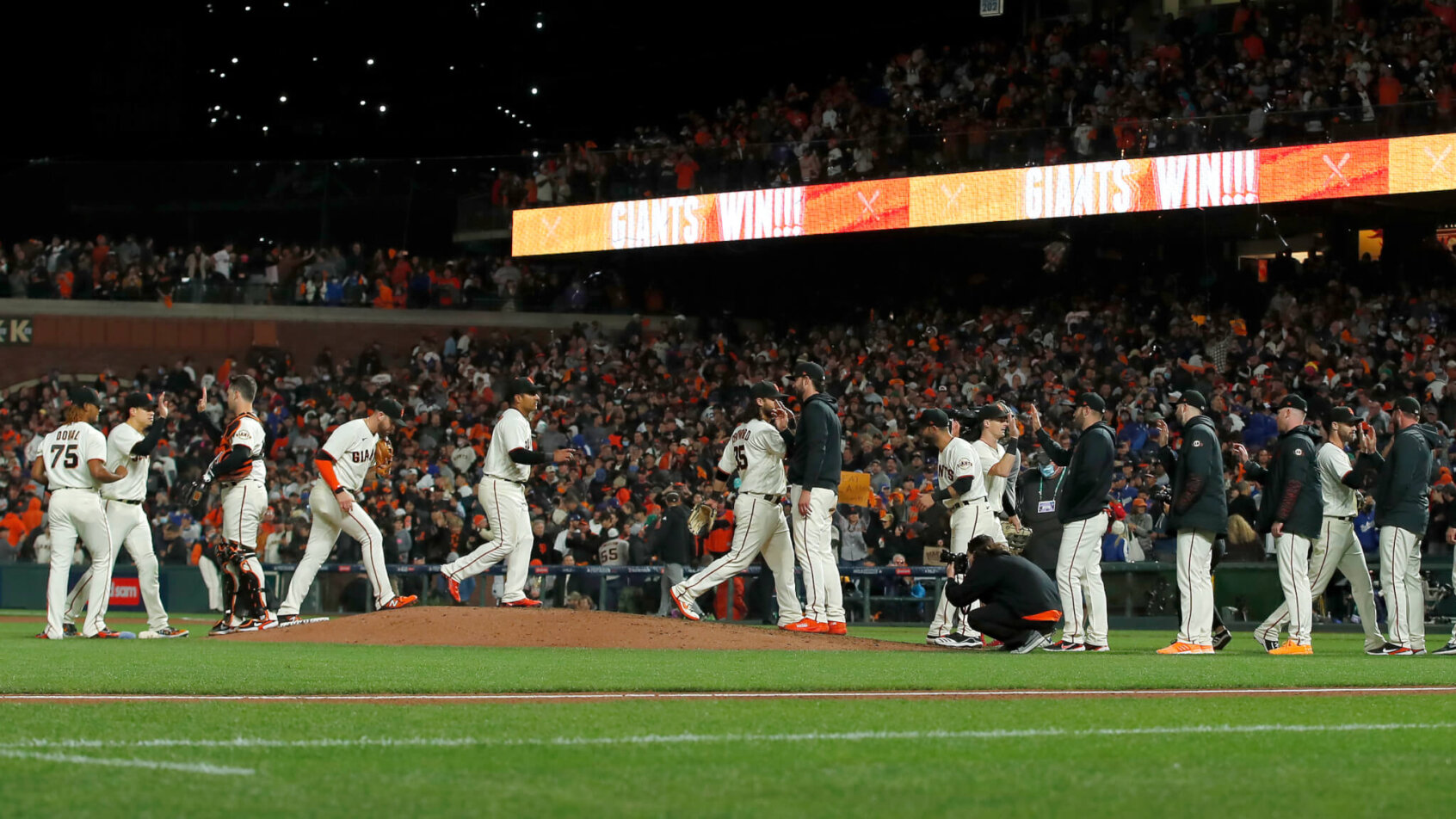 San Francisco Giants players celebrating a win