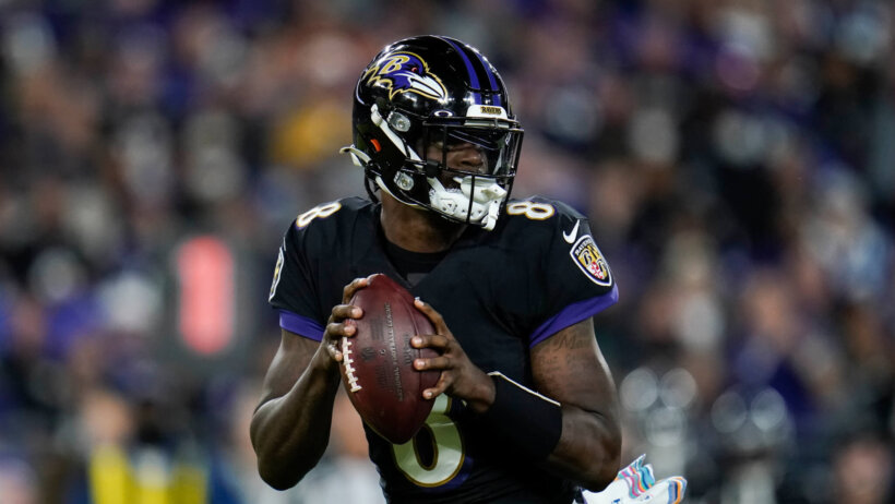 Lamar Jackson drop back to pass