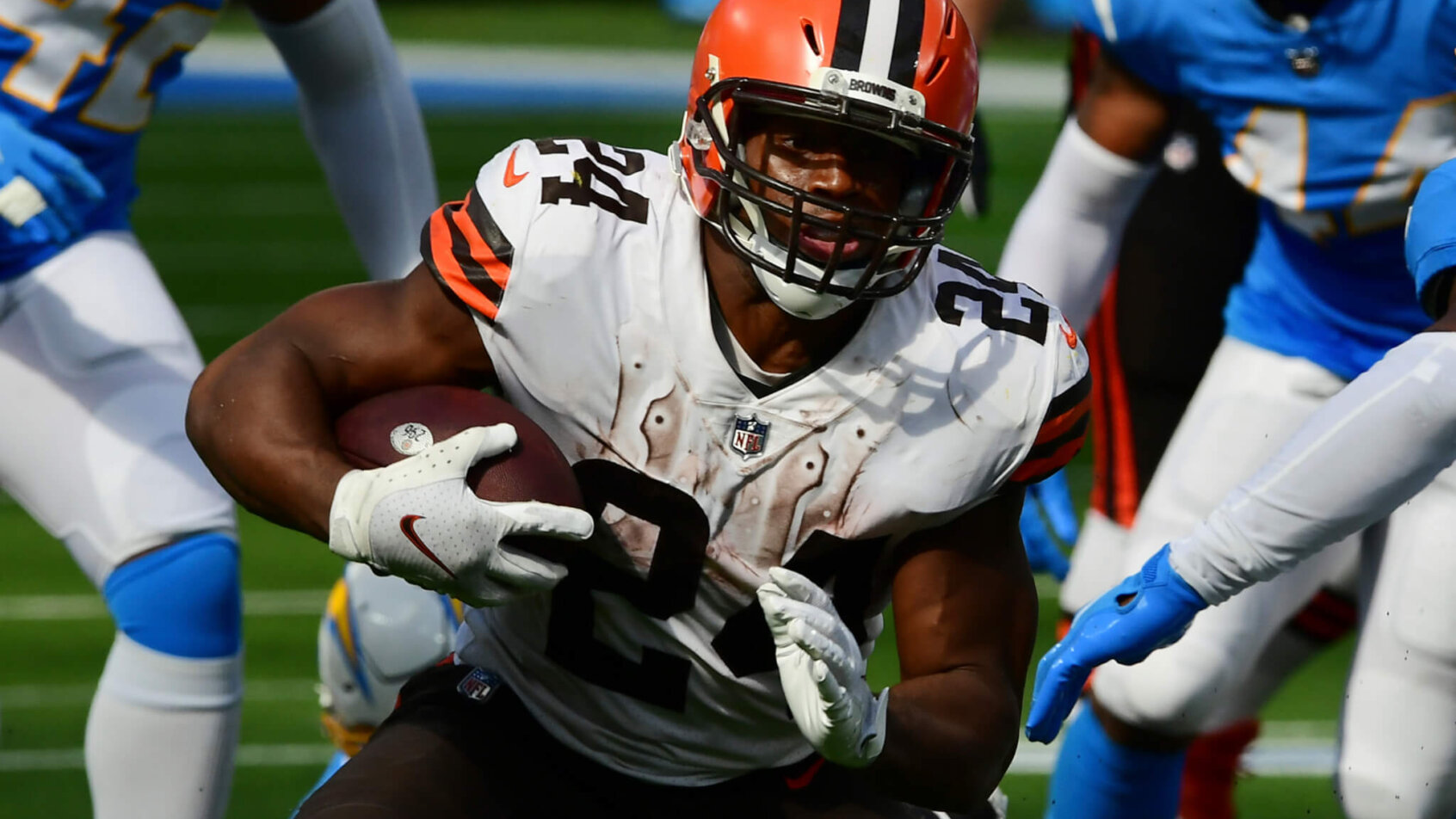 Cleveland Browns Nick Chubb running with the football during an NFL game.