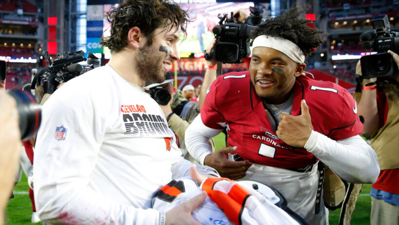 Baker Mayfield and Kyler Murray exchange jerseys