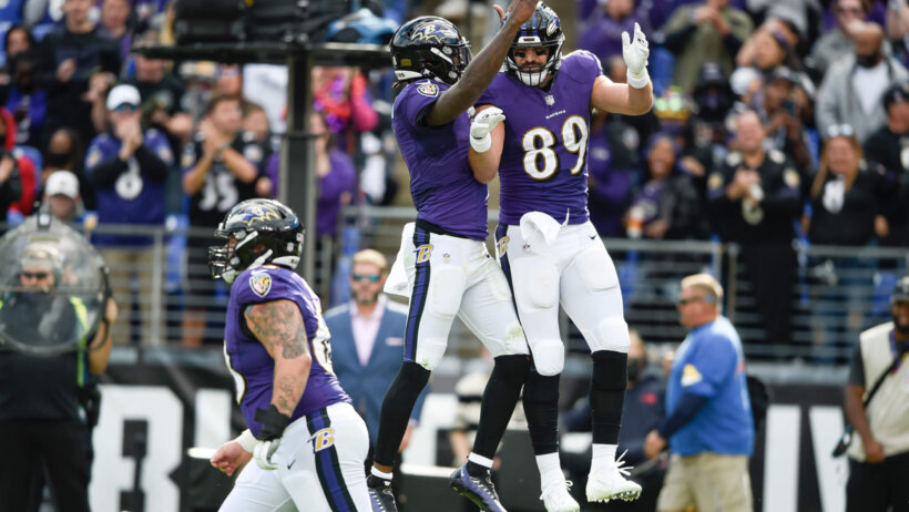 Mark Andrews and Lamar Jackson leaping celebration