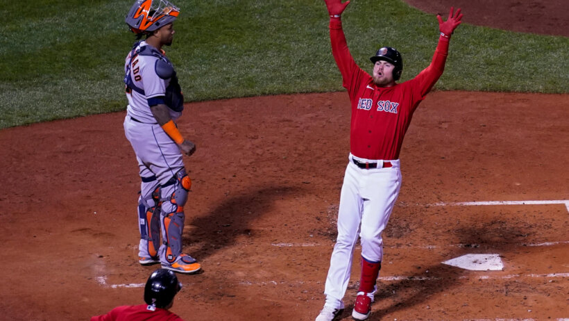 Christian Arroyo home run reaction