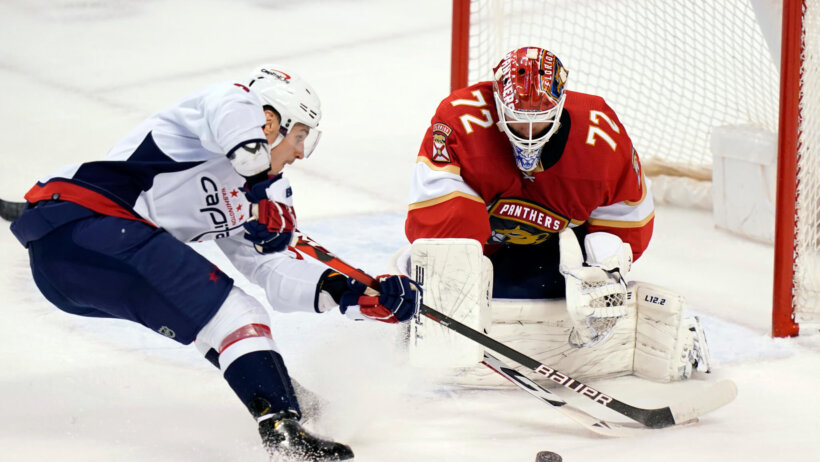 Dmitry Orlov driving to net