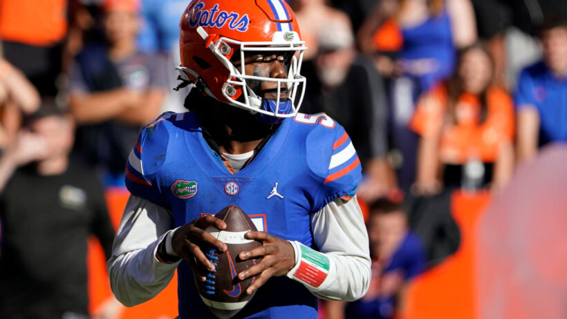 Emory Jones in the pocket