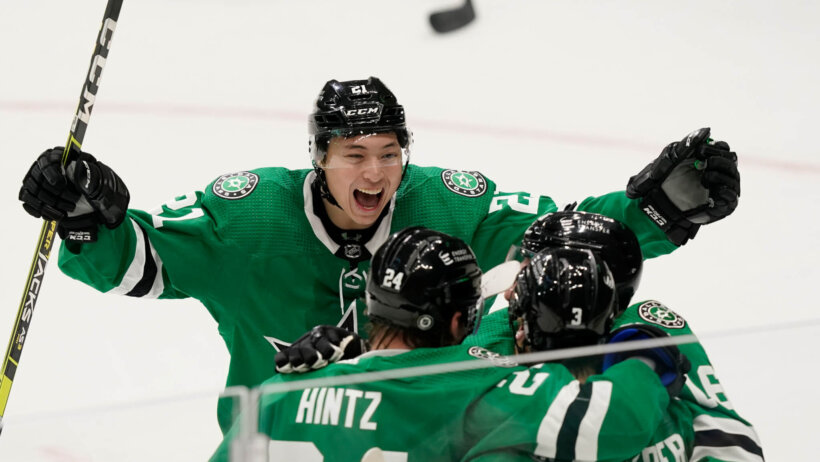 Dallas players celebrate