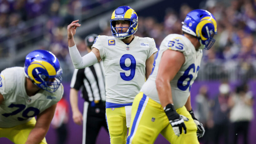 Matthew Stafford, line of scrimmage, Los Angeles Rams