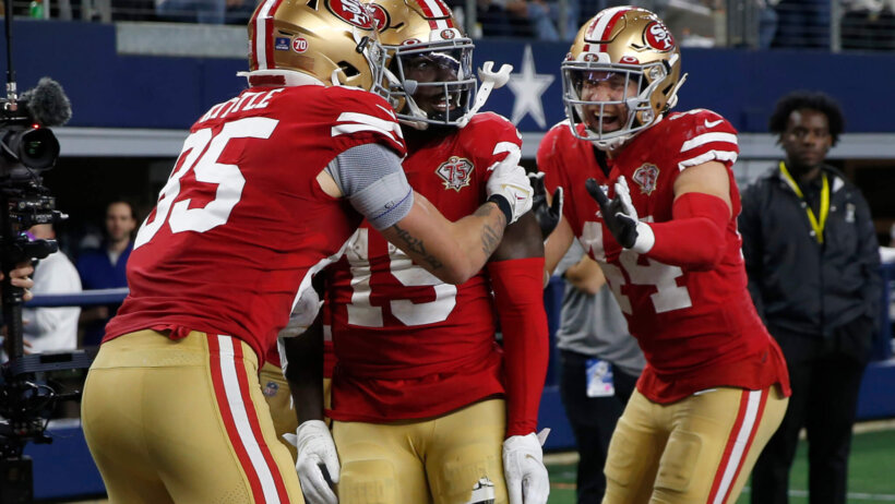 San Francisco 49ers celebrate vs Dallas Cowboys, NFL playoffs