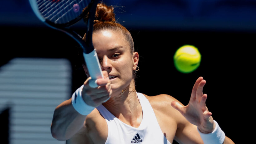 Maria Sakkari hitting a forehand