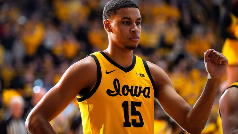 Keegan Murray iso during pregame intros