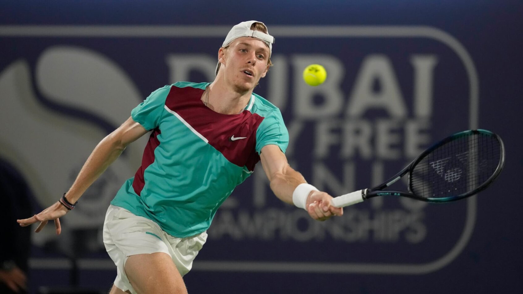 Denis Shapovalov hitting forehand