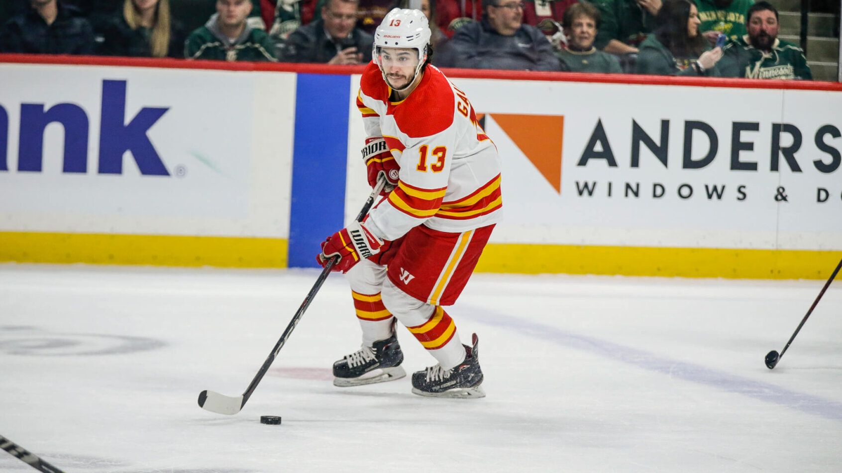Johnny Gaudreau stickhandling