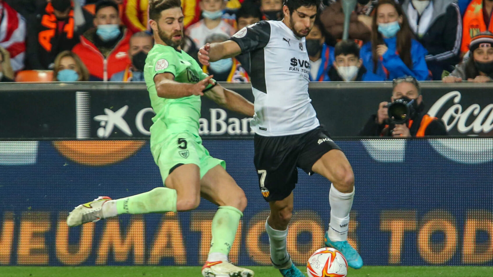 Goncalo Guedes handles ball against defencer