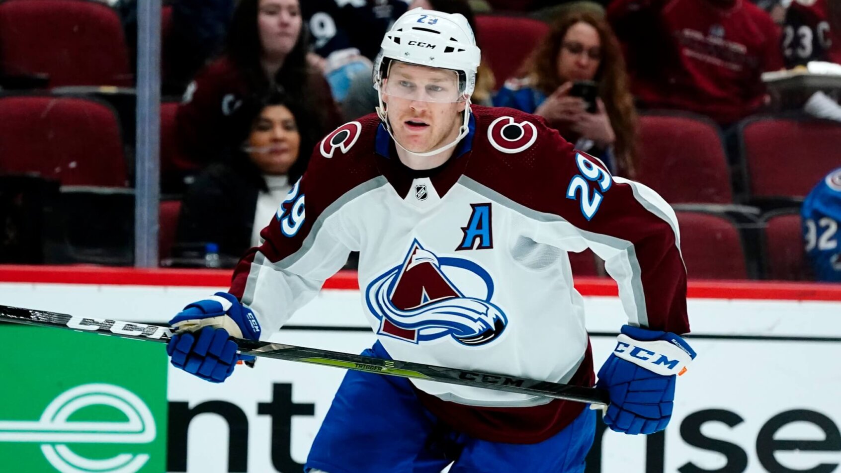 Nathan MacKinnon skating