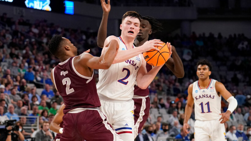 Kansas vs Creighton Odds, Lines and Spread - Jayhawks 10-Point ...