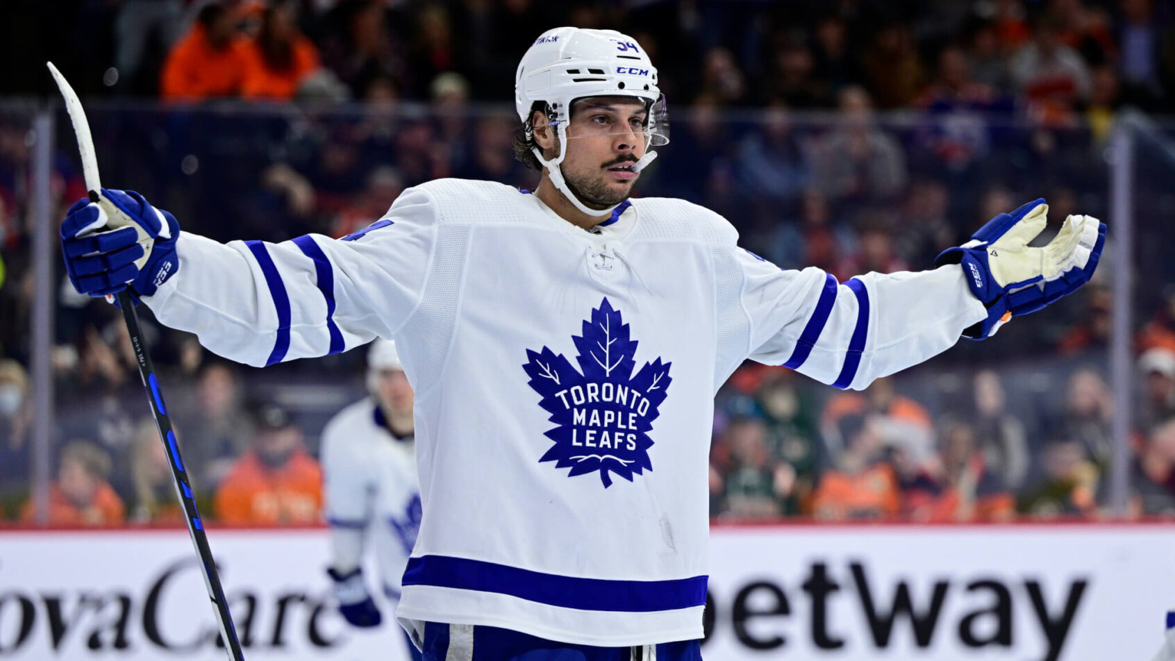 Auston Matthews goal celebration