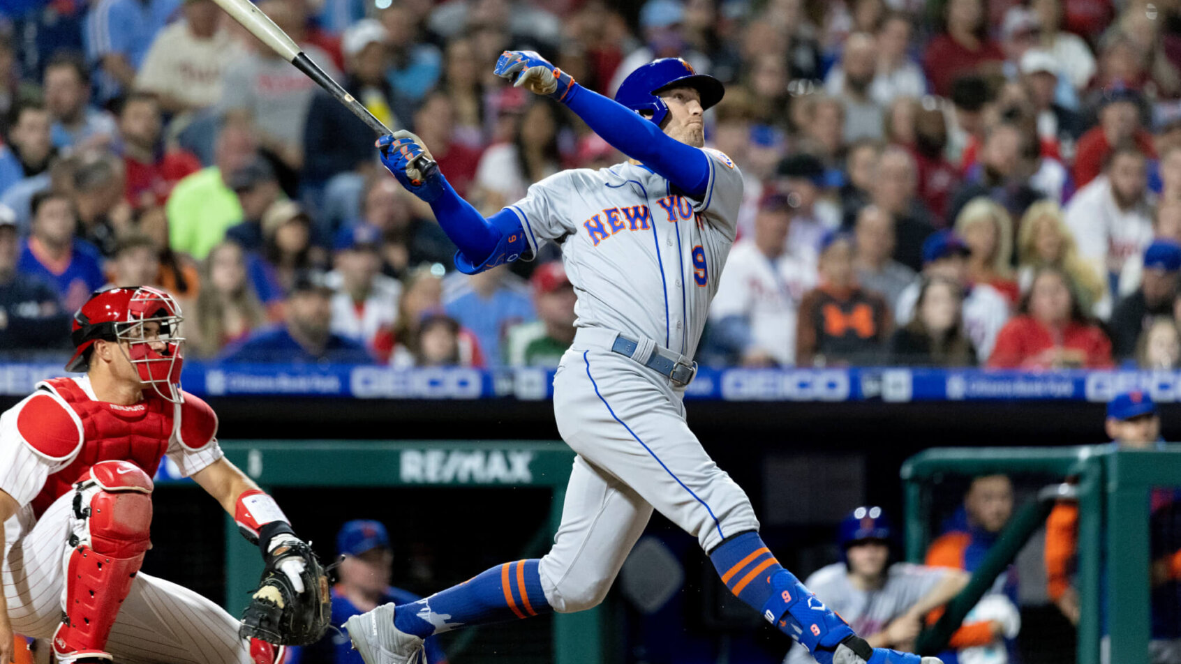 New York Mets' Brandon Nimmo swinging the bat