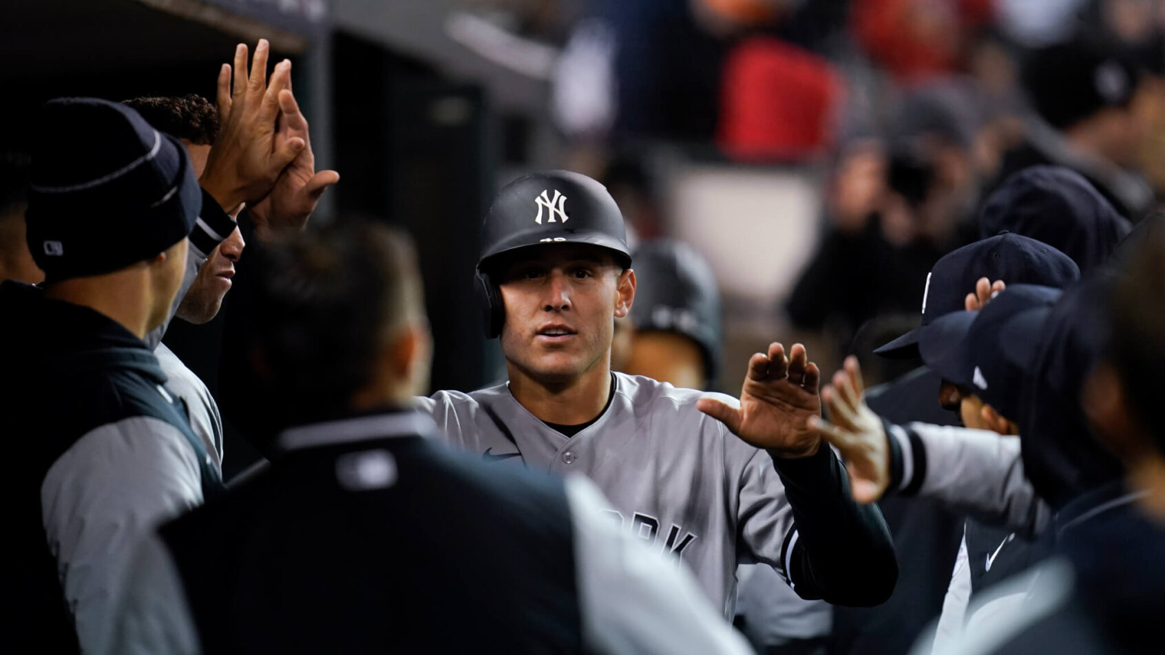 Yankees dugout celebration
