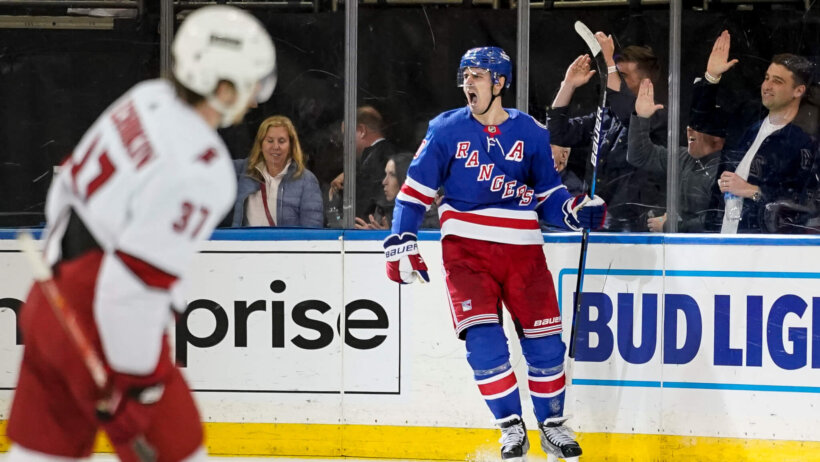 Chris Kreider celebration