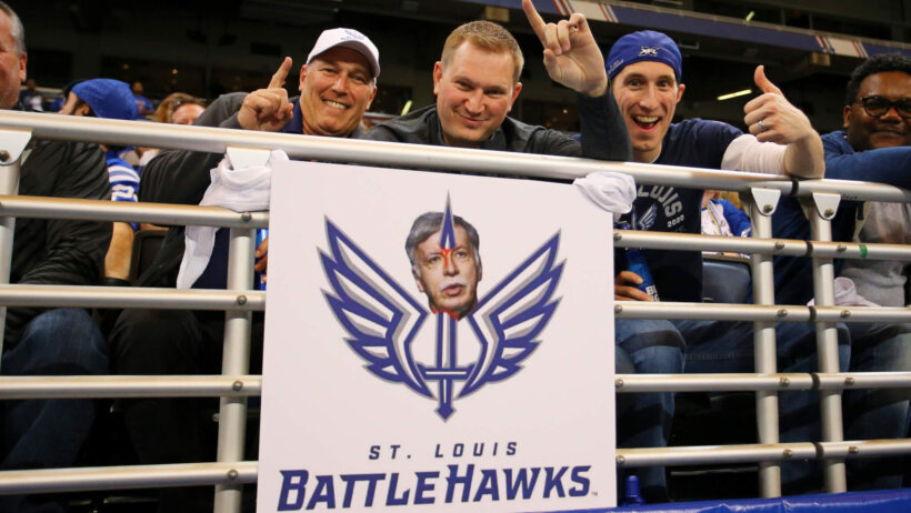 St. Louis Battlehawks fans cheers on their team
