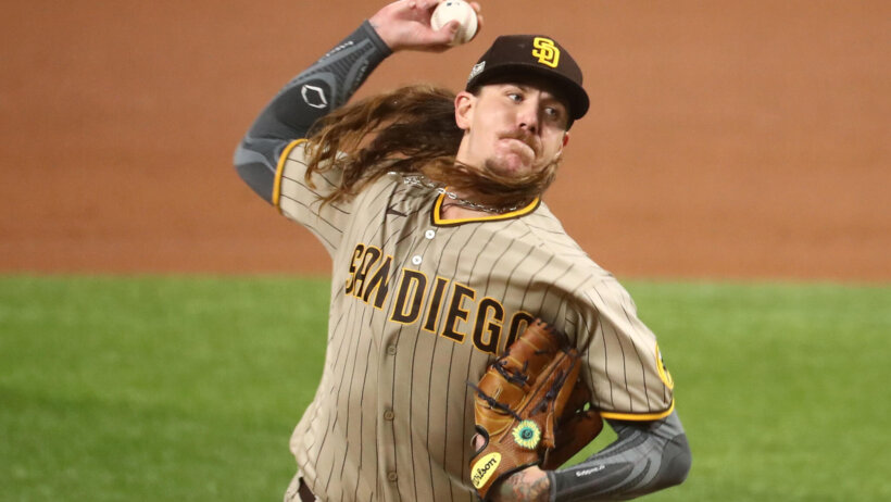 Mike Clevinger delivers a pitch