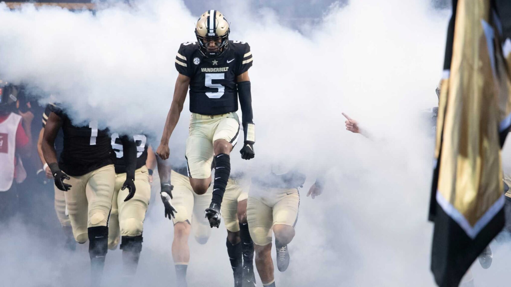 Vanderbilt quarterback Mike Wright takes the field