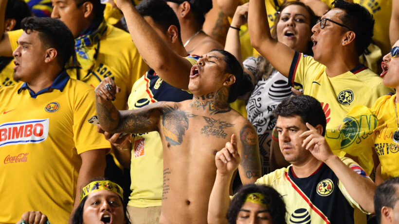 Club America fans