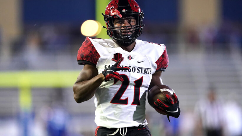 San Diego State Aztecs running back Chance Bell warms up before the game