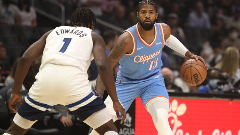 Paul George, dribbles, Los Angeles Clippers