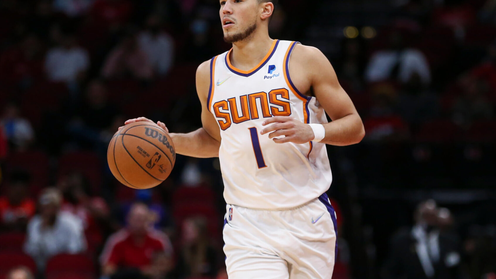 Devin Booker dribbling
