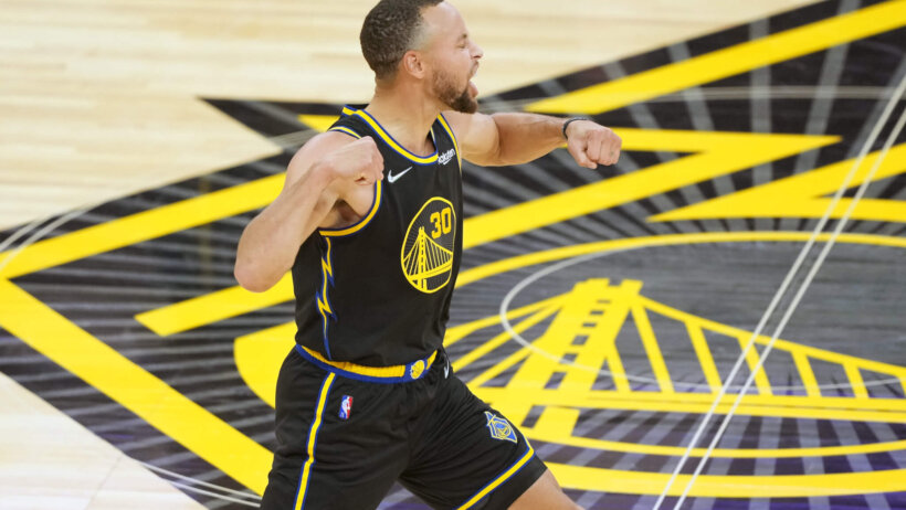 Steph Curry excited reaction