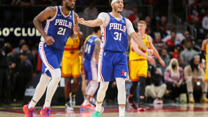Seth Curry celebrates versus the Hawks
