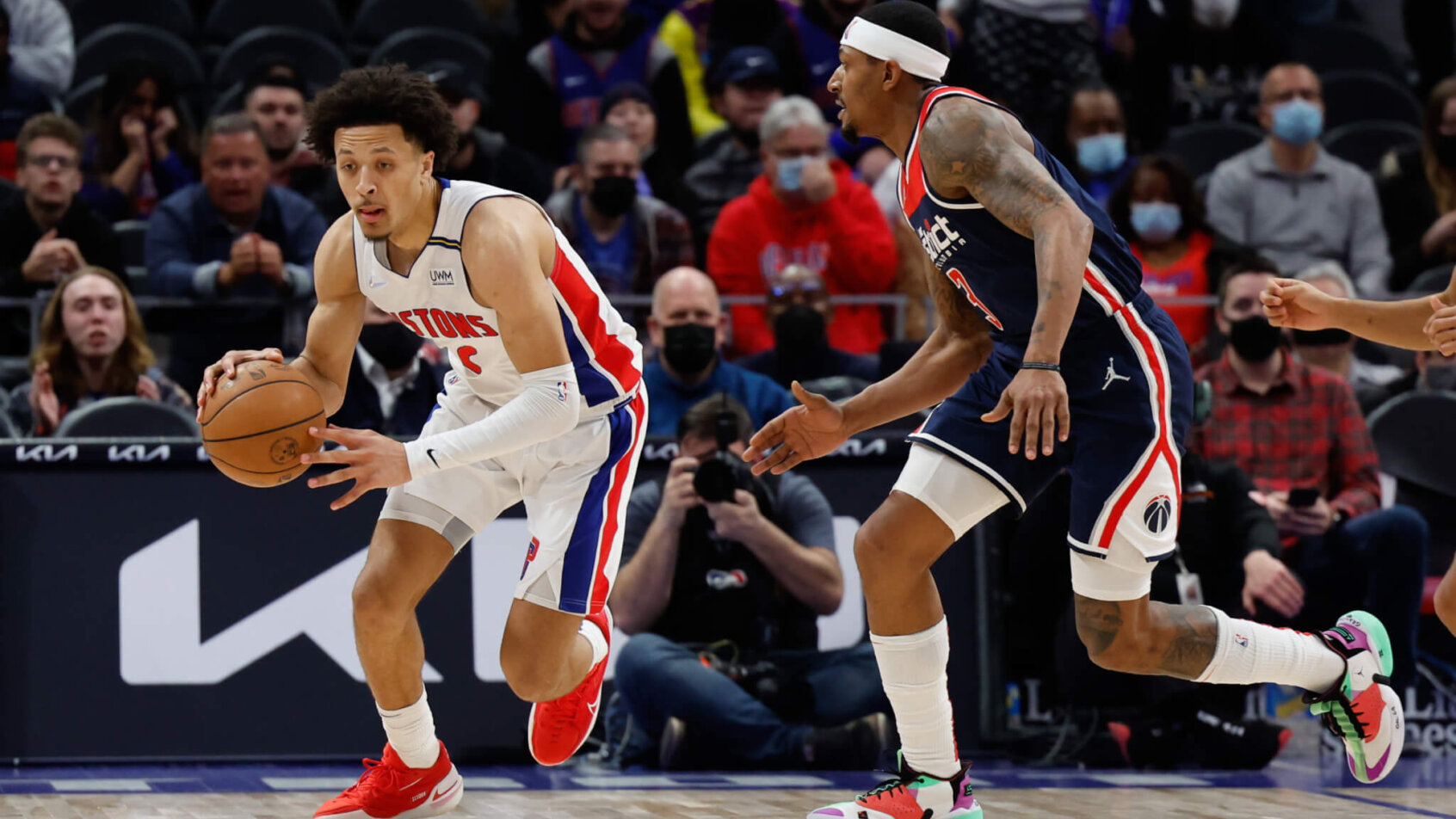 Cade Cunningham defended by Bradley Beal