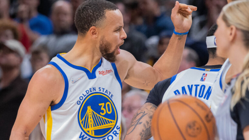 Steph Curry celebrates, Golden State Warriors