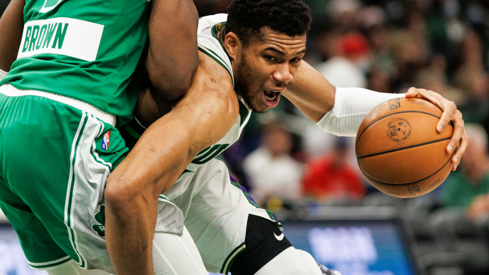 Giannis Antetokounmpo drives to the hoop