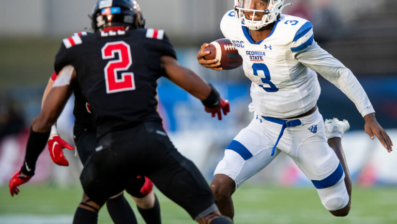Darren Grainger breaks off a big run