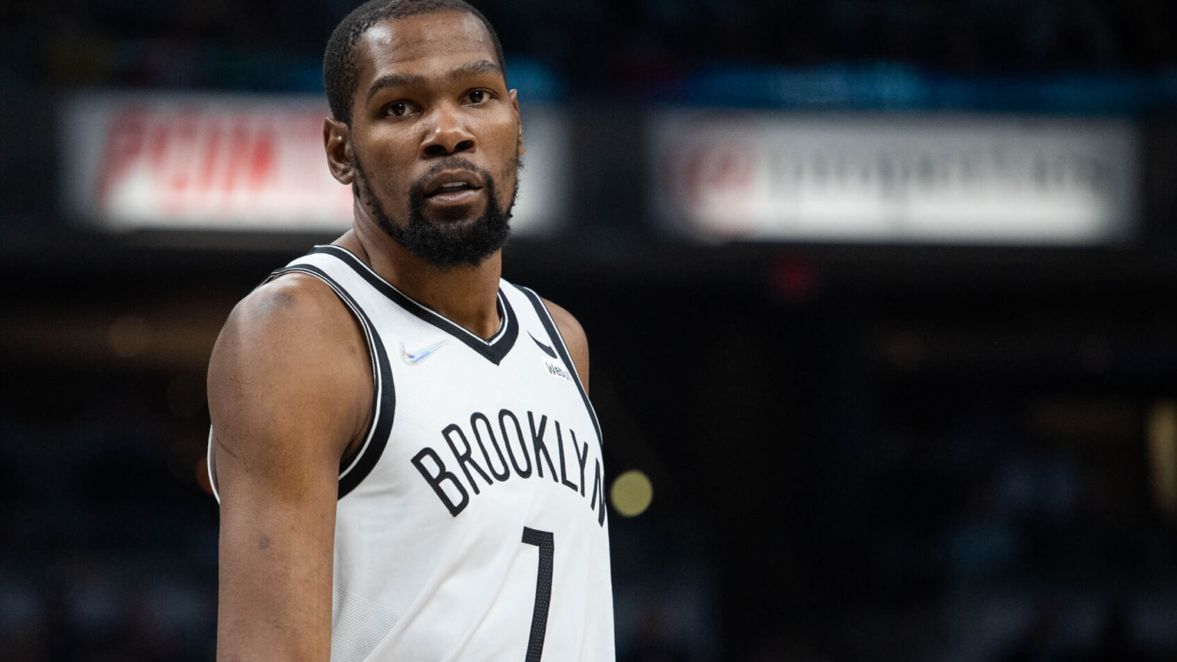 Kevin Durant iso during a stoppage