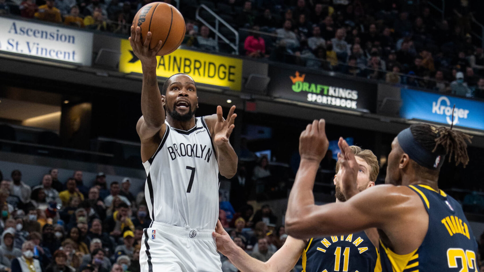Kevin Durant layup