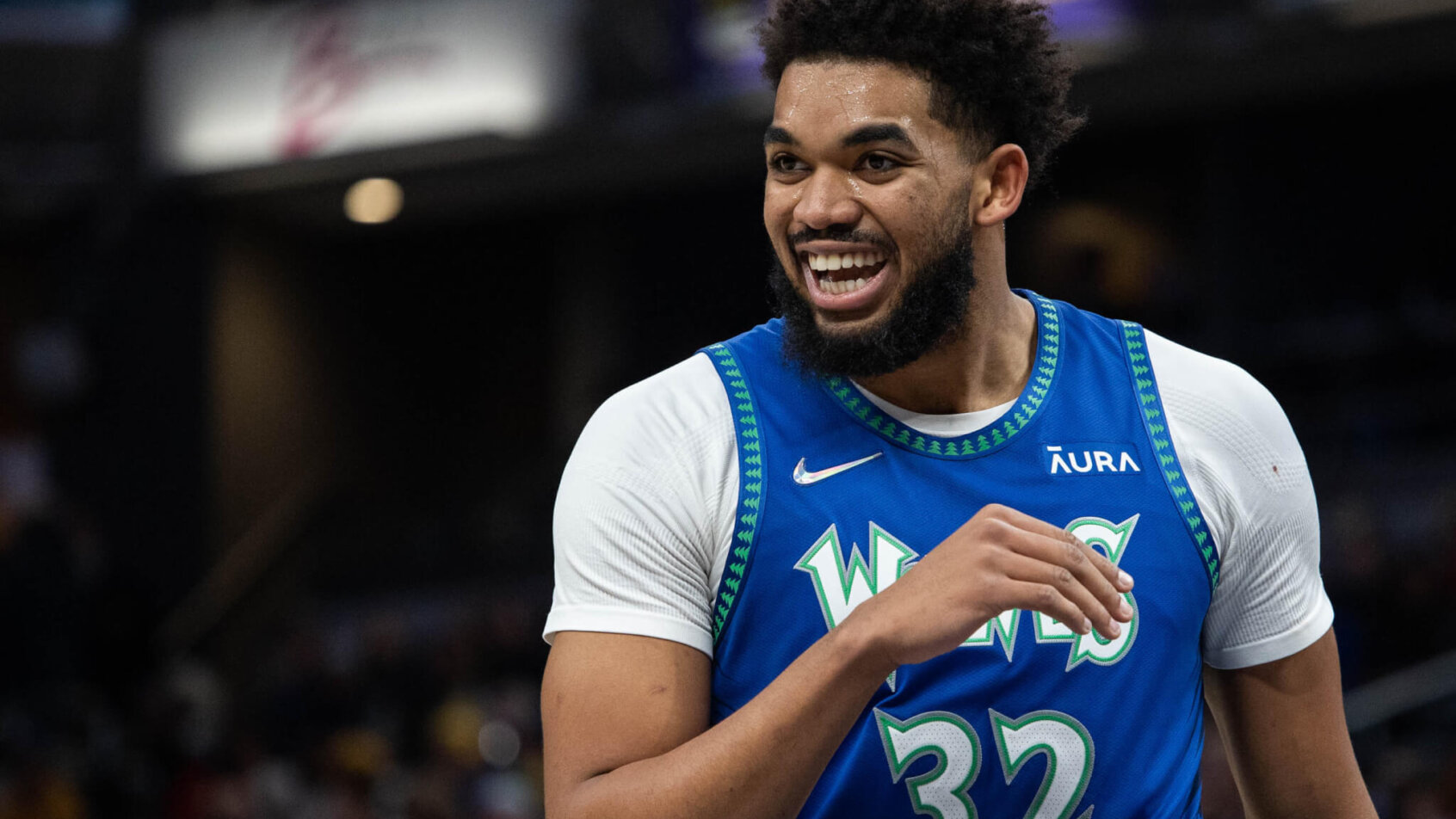 Towns celebrates