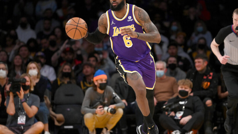 Los Angeles Lakers forward LeBron James