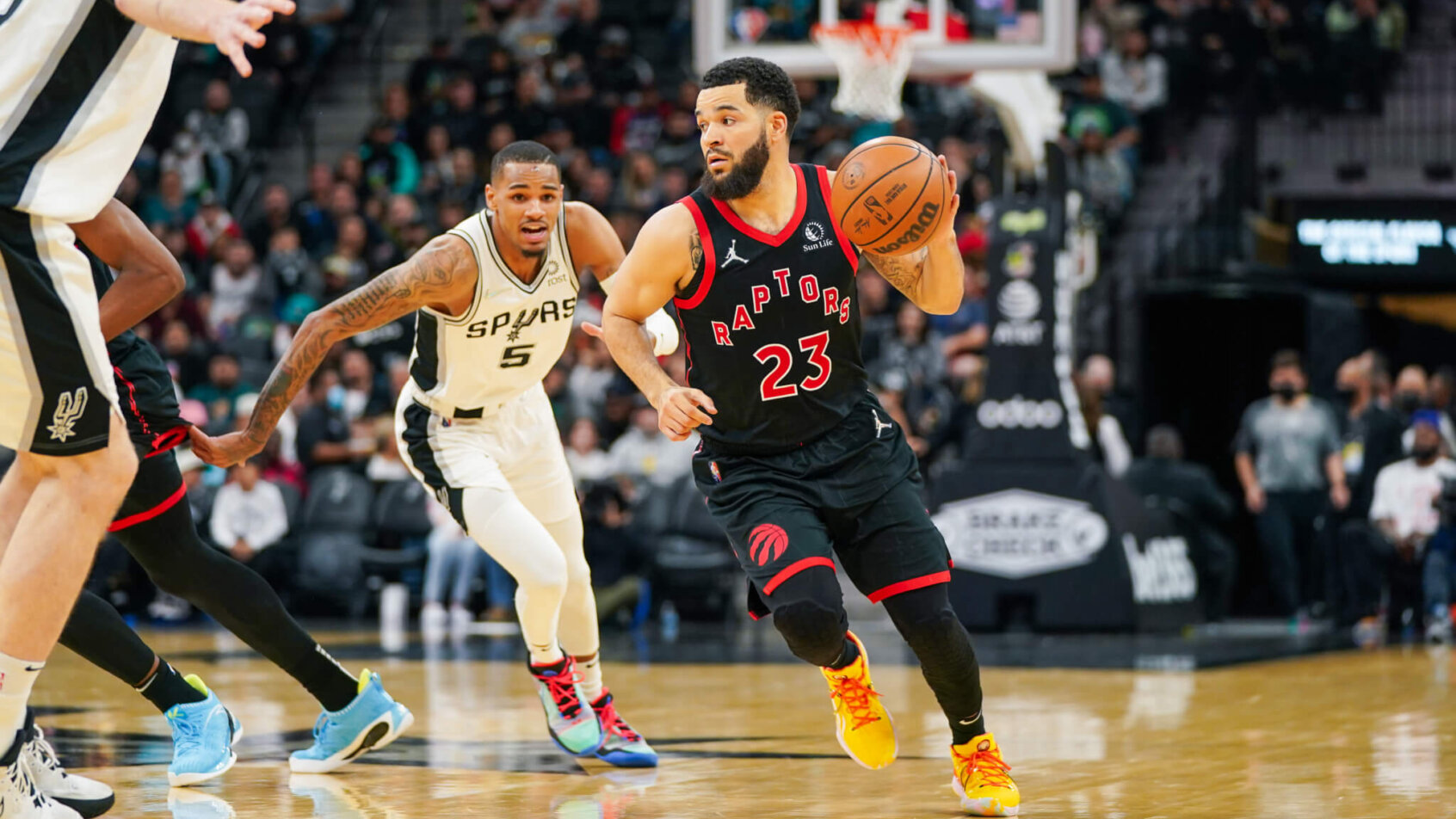Fred VanVleet dribbling