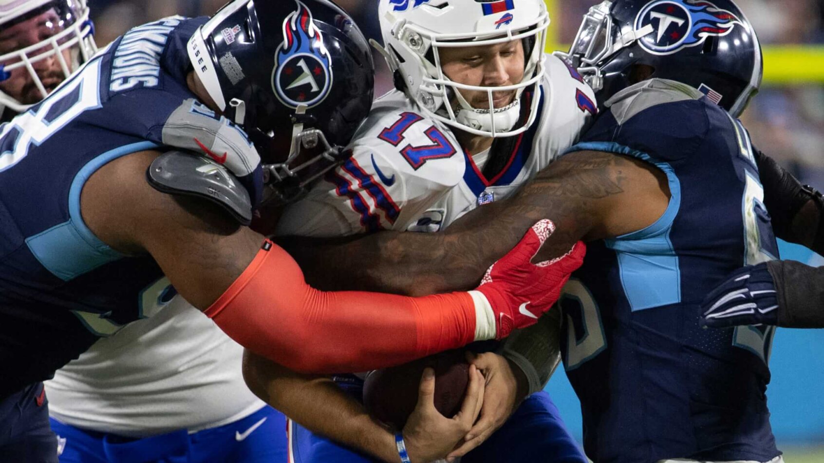 Titans vs Bills public betting splits
