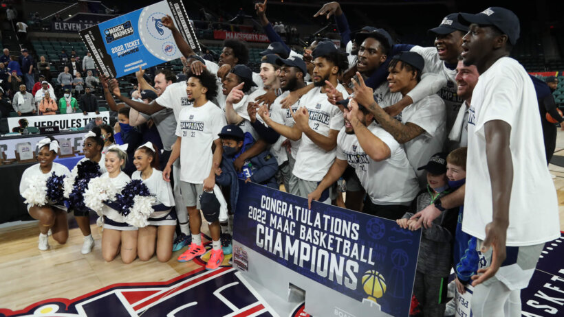 St. Peter's Peacocks celebrate 2022 MAAC championship